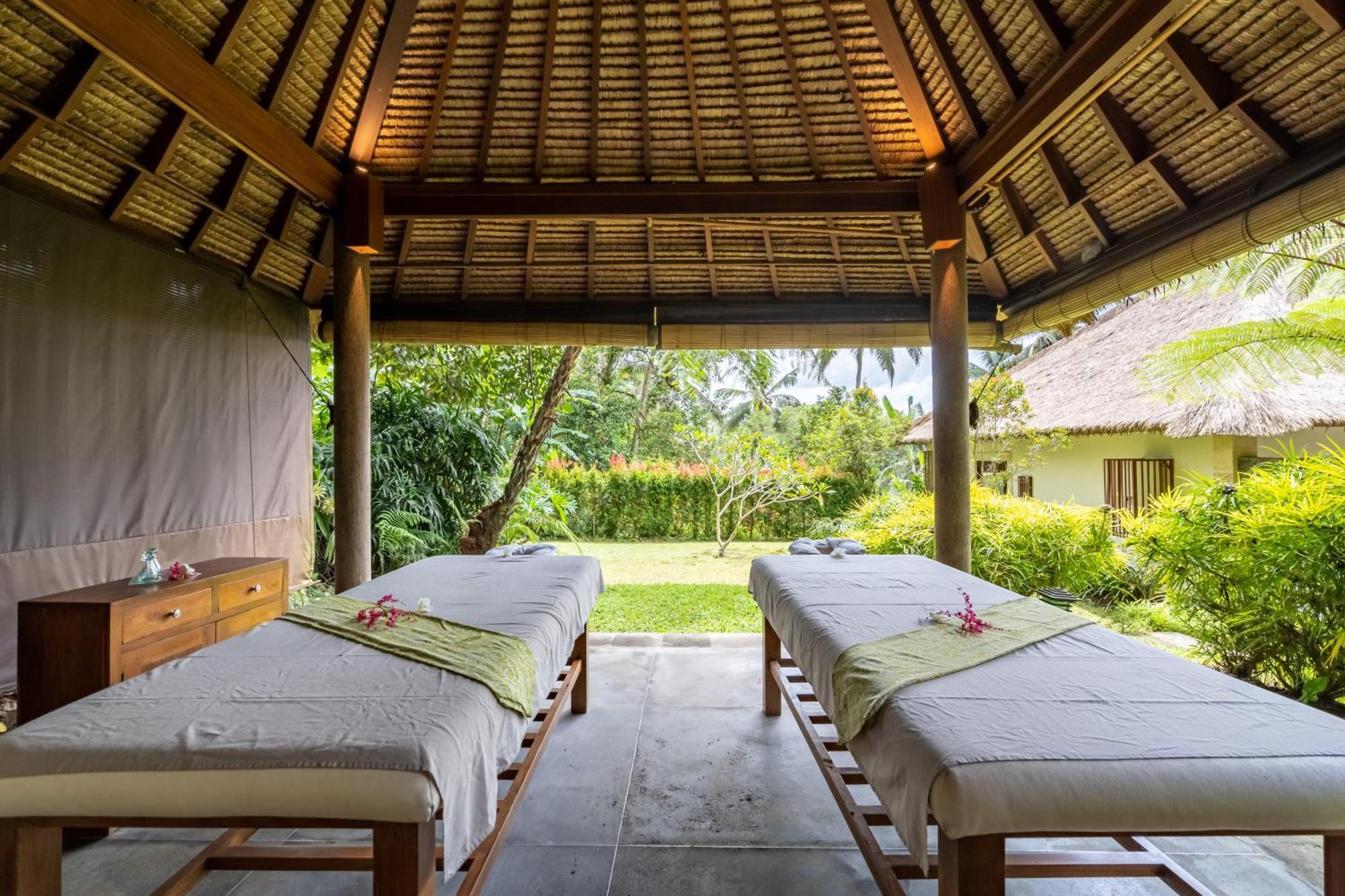 Villa Themma Jungle - Sumptuous 3Br Luxury Villa With Majestic Jungle View North Of Ubud Dış mekan fotoğraf