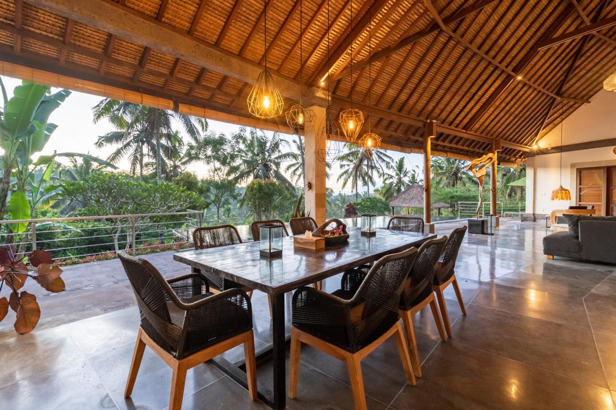 Villa Themma Jungle - Sumptuous 3Br Luxury Villa With Majestic Jungle View North Of Ubud Dış mekan fotoğraf