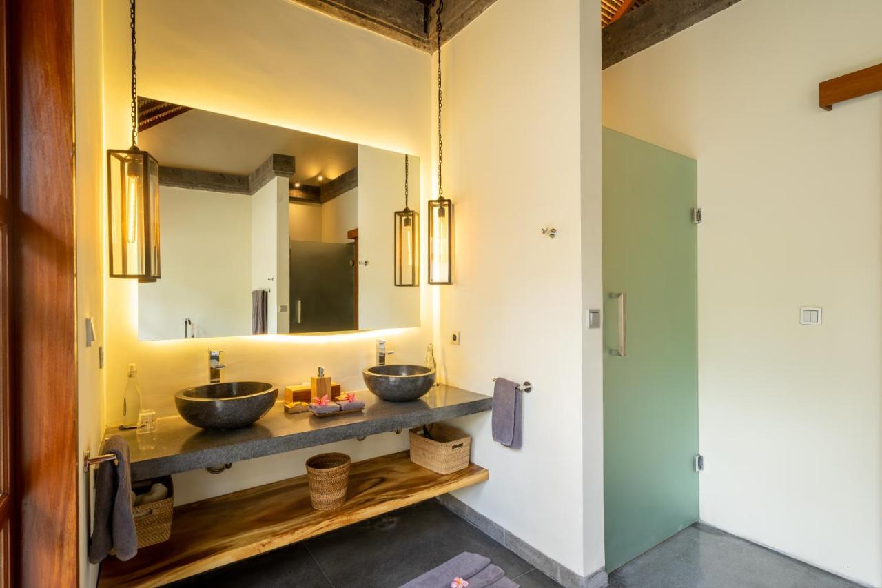 Villa Themma Jungle - Sumptuous 3Br Luxury Villa With Majestic Jungle View North Of Ubud Dış mekan fotoğraf